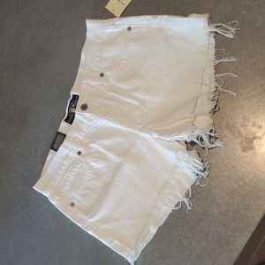 Lucky Brand White The Cut Off 8/29 NWT